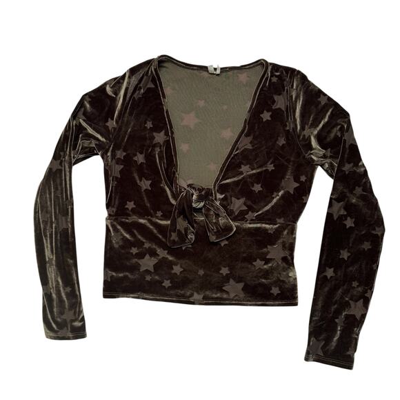 OUT FROM UNDER Urban Outfitters Green Stars Velvet Crop Tie Front Top Sz Medium - Picture 4 of 10